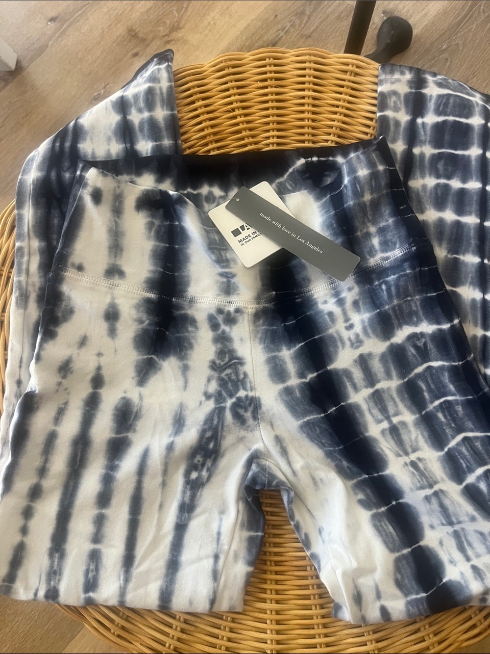 💙🤍 NWT LAmade Blue & White Tie-Dye Leggings | Size Small 🤍💙